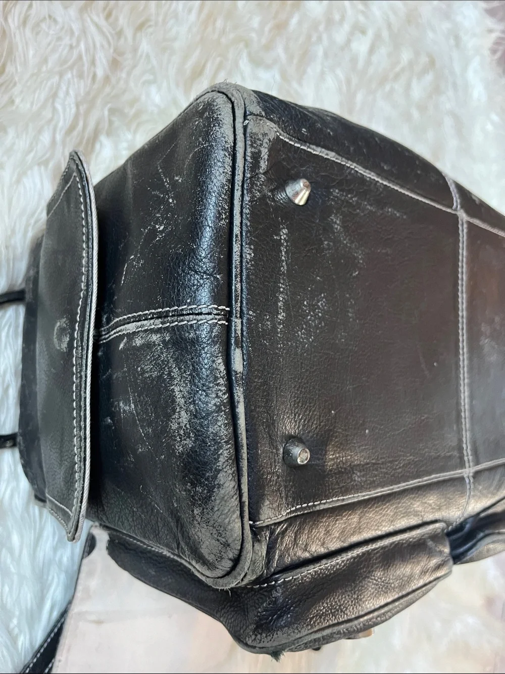 Jill-E Designs Medium Camera Bag.